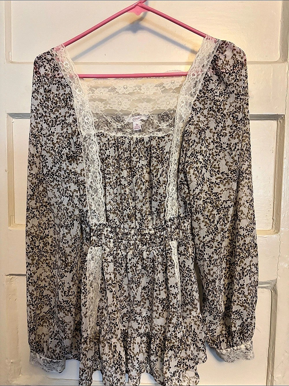 Candie's Floral Lace Trim Blouse in Brown & White Size Medium